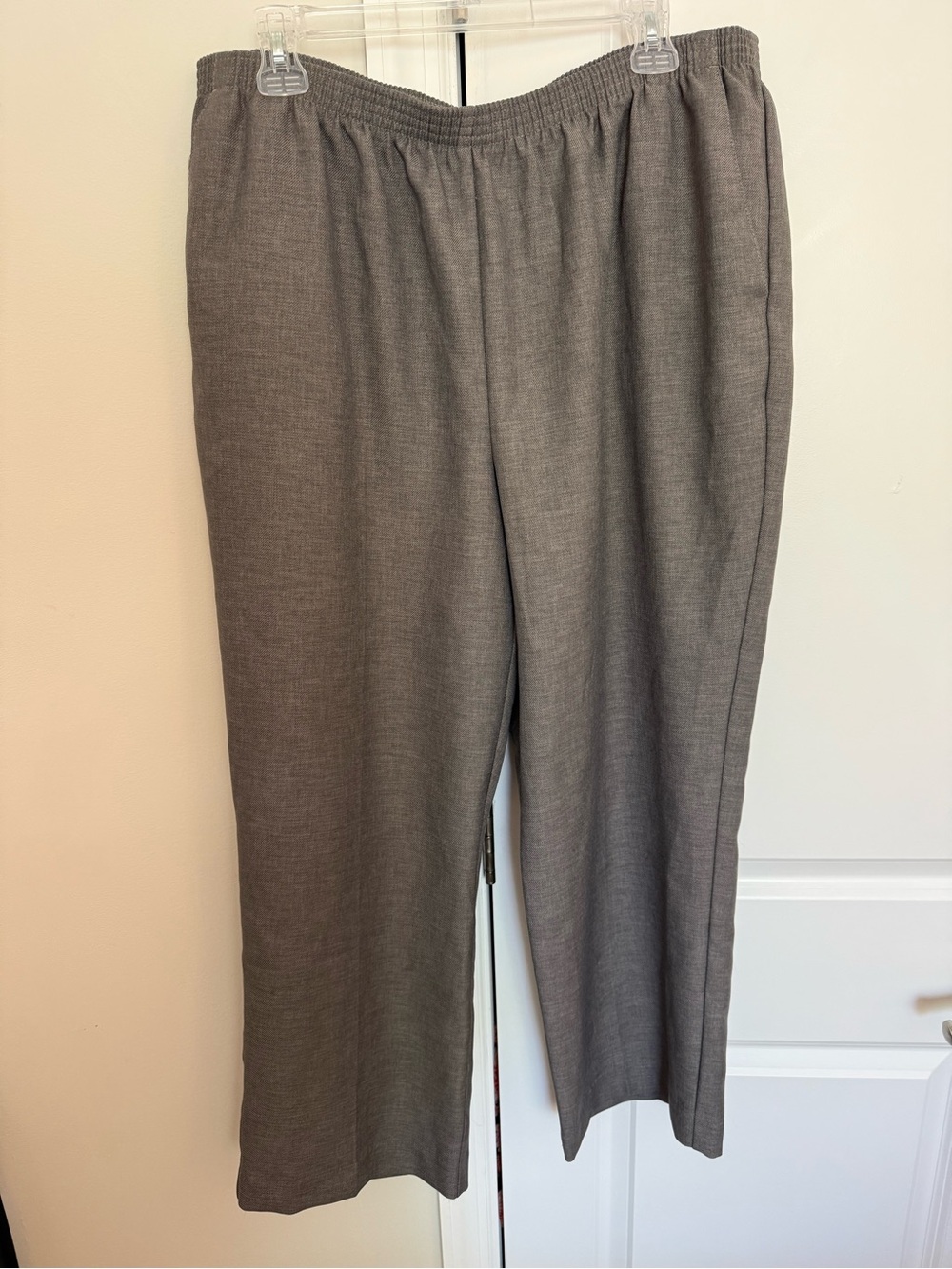 Alfred Dunner Olive Gray Elastic-Waist Pants